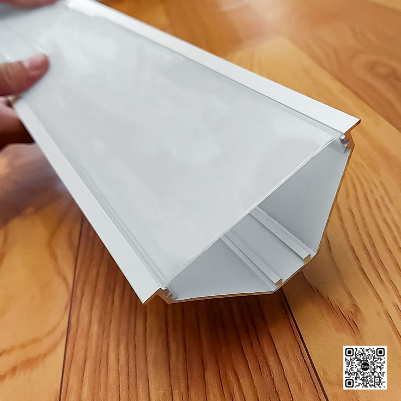  Che khuyết điểm không mong muốn trên trần